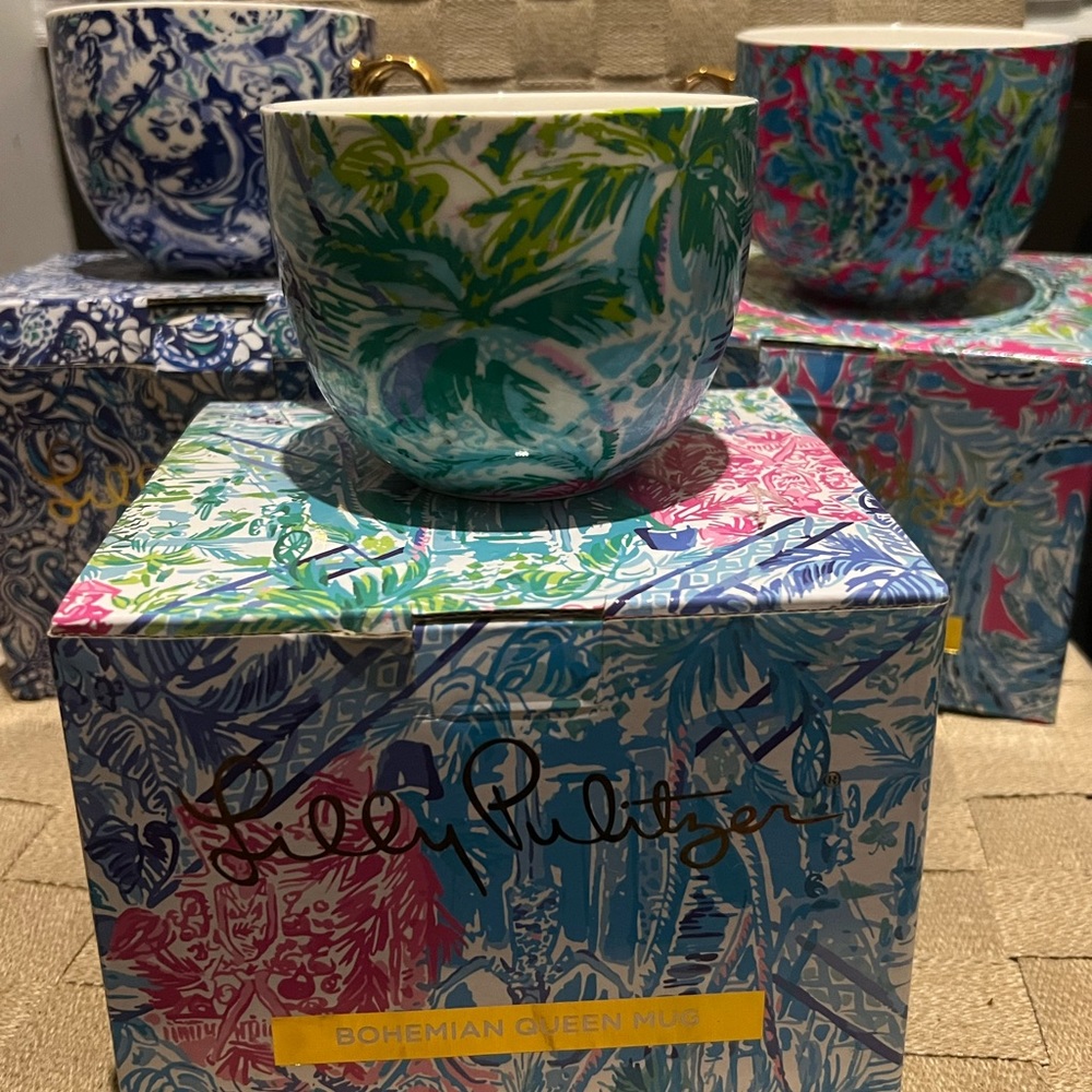 Set of Three New in Box Lilly Pulitzer Mugs